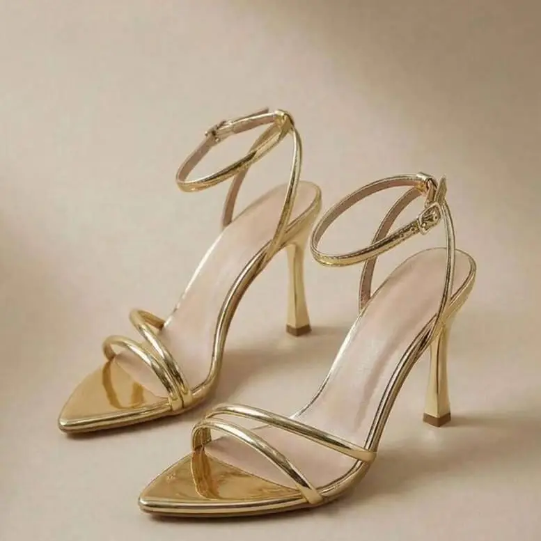 Tacones de mujer — imagen 6