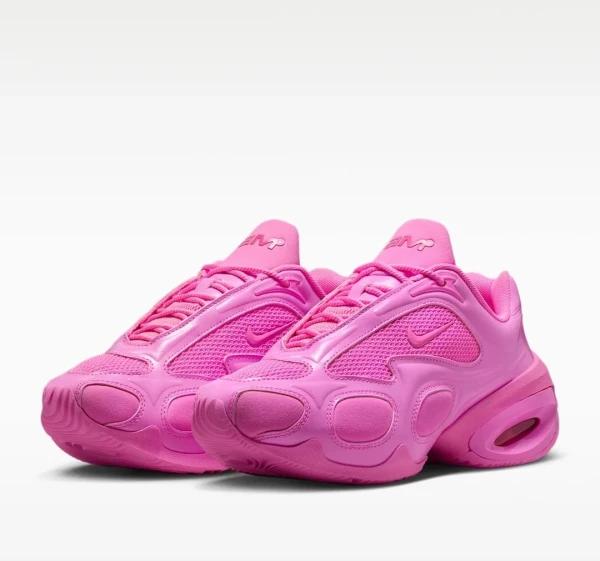 Tenis NIKE's foto | Yiyi Shop |  BizneCubano